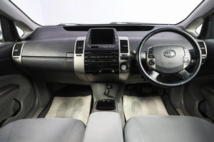 Лифтбек Toyota Prius 2008 года, 849000 рублей, Новосибирск