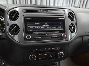 Внедорожник Volkswagen Tiguan 2012 года, 1387000 рублей, Ставрополь