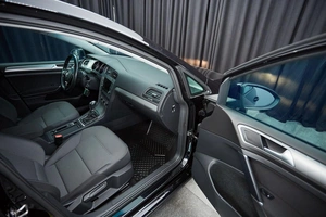 Хетчбэк Volkswagen Golf 2013 года, 1149000 рублей, Красноярск