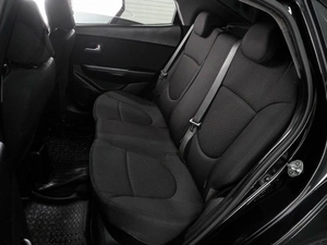 Седан Kia Rio 2013 года, 854000 рублей, Воронеж