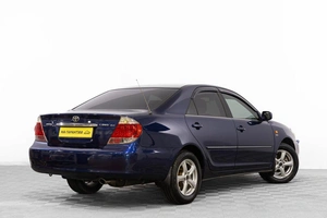 Седан Toyota Camry 2005 года, 1049000 рублей, Барнаул