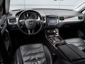 Внедорожник Volkswagen Touareg 2014 года, 2410000 рублей, Краснодар