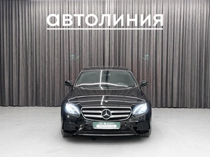 Седан Mercedes-benz E-класс 2019 года, 2999000 рублей, Красноярск