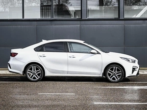 Седан Kia Cerato 2021 года, 1984000 рублей, Кирилловка