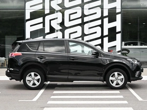 Внедорожник Toyota RAV4 2017 года, 2170000 рублей, Волгоград