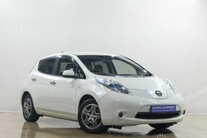 Хетчбэк Nissan Leaf 2012 года, 679000 рублей, Новокузнецк