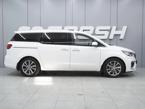 Минивэн Kia Carnival 2019 года, 2500000 рублей, Ростов-на-Дону
