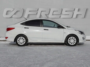 Седан Hyundai Solaris 2015 года, 830000 рублей, Волгоград