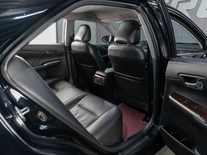 Седан Toyota Camry 2016 года, 1979000 рублей, Сургут