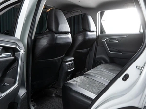 Внедорожник Toyota RAV4 2019 года, 2999000 рублей, Волгоград