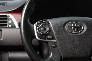 Седан Toyota Camry 2012 года, 1749000 рублей, Новосибирск