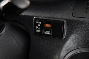 Минивэн Toyota Sienta 2018 года, 1589000 рублей, Красноярск