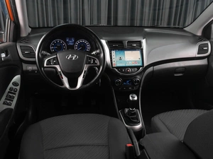 Седан Hyundai Solaris 2014 года, 1049000 рублей, Тюмень