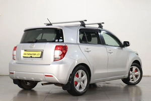 Хетчбэк Toyota Ist 2009 года, 849000 рублей, Челябинск