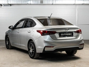 Седан Hyundai Solaris 2019 года, 1537000 рублей, Ставрополь