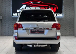 Внедорожник Toyota Land Cruiser 2014 года, 3490000 рублей, Красноярск