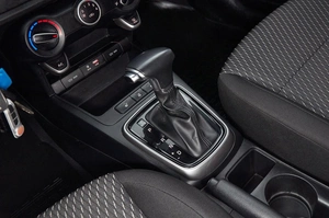 Седан Kia Rio 2017 года, 1249000 рублей, Красноярск