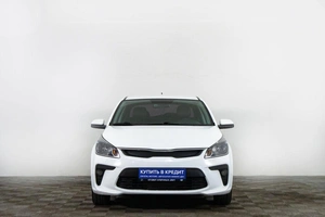 Седан Kia Rio 2017 года, 1169000 рублей, Сургут