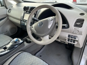 Хетчбэк Nissan Leaf 2012 года, 550000 рублей, Красноярск