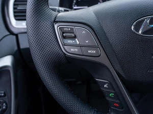 Внедорожник Hyundai Santa Fe 2017 года, 2319000 рублей, Саратов