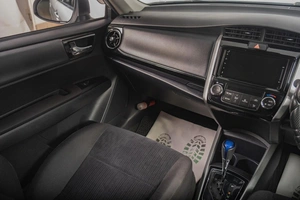 Универсал Toyota Corolla Fielder 2019 года, 1729000 рублей, Томск