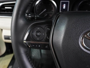 Седан Toyota Camry 2019 года, 2439000 рублей, Воронеж