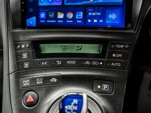 Лифтбек Toyota Prius 2010 года, 1000000 рублей, Красноярск