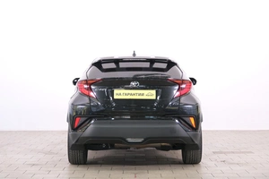 Внедорожник Toyota C-HR 2019 года, 2119000 рублей, Омск