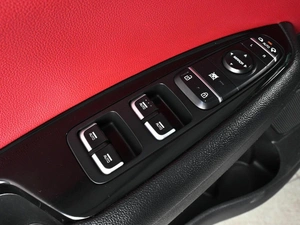 Седан Kia Optima 2019 года, 1799000 рублей, Ростов-на-Дону