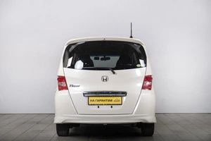 Минивэн Honda Freed 2011 года, 1179000 рублей, Томск