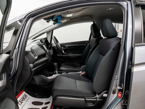 Хетчбэк Honda Fit 2018 года, 1230000 рублей, Красноярск