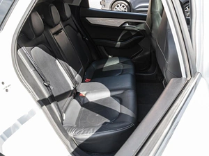 Лифтбек JAC J7 2023 года, 1135000 рублей, Краснодар