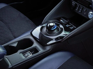 Хетчбэк Nissan Leaf 2019 года, 1829000 рублей, Волгоград