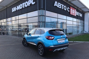 Внедорожник Renault Kaptur 2016 года, 1550000 рублей, Мирное