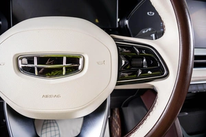 Внедорожник Geely Monjaro 2023 года, 3249000 рублей, Пермь