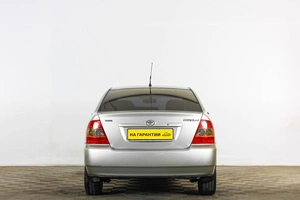Седан Toyota Corolla 2006 года, 749000 рублей, Тюмень
