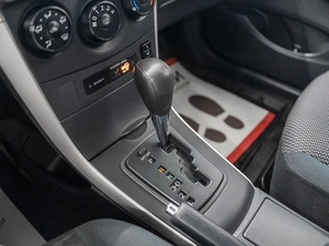 Седан Toyota Corolla 2011 года, 1099000 рублей, Красноярск