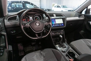 Внедорожник Volkswagen Tiguan 2018 года, 1999000 рублей, Петрозаводск
