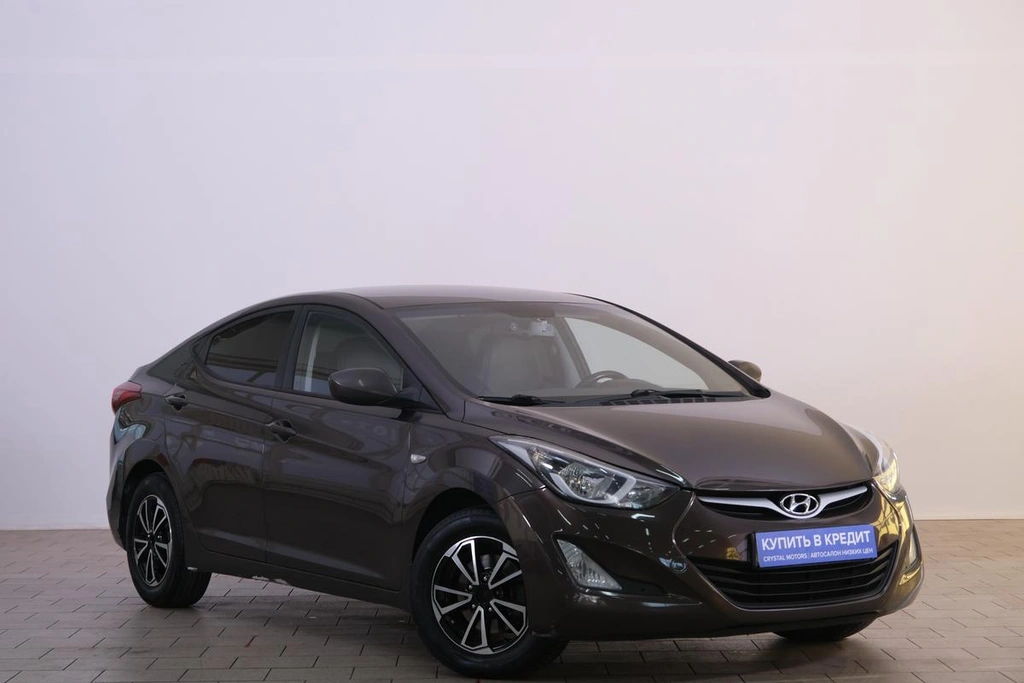 Седан Hyundai Elantra 2015 года, 1349000 рублей, Омск