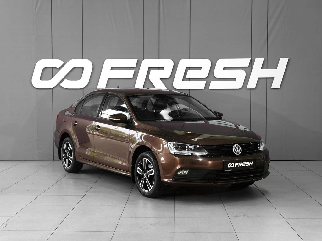 Седан Volkswagen Jetta 2018 года, 1248000 рублей, Тверь