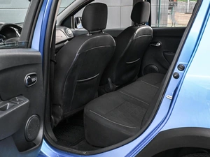 Хетчбэк Renault Sandero 2015 года, 774000 рублей, Кирилловка