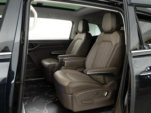 Минивэн Volkswagen Viloran 2023 года, 4349999 рублей, Москва