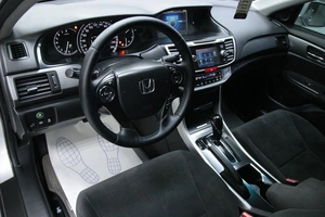 Седан Honda Accord 2013 года, 1573000 рублей, Солонцы