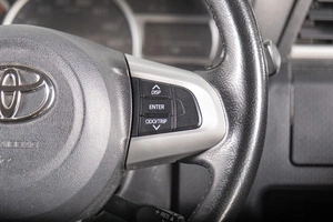 Минивэн Toyota Roomy 2018 года, 1299000 рублей, Томск