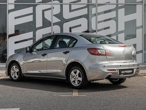 Седан Mazda 3 2012 года, 1020000 рублей, Краснодар