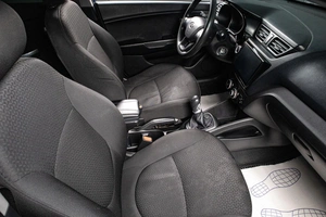 Седан Kia Rio 2011 года, 919000 рублей, Сургут