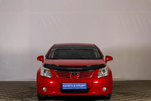 Седан Toyota Avensis 2010 года, 1039000 рублей, Тюмень