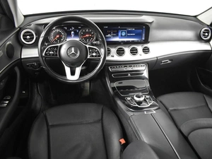 Седан Mercedes-benz E-класс 2019 года, 2772900 рублей, Казань