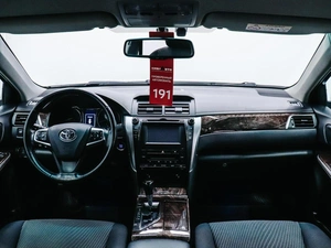 Седан Toyota Camry 2014 года, 2010000 рублей, Красноярск