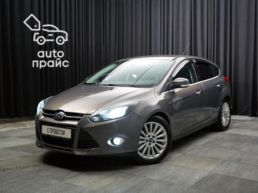 Хетчбэк Ford Focus 2011 года, 999000 рублей, Красноярск